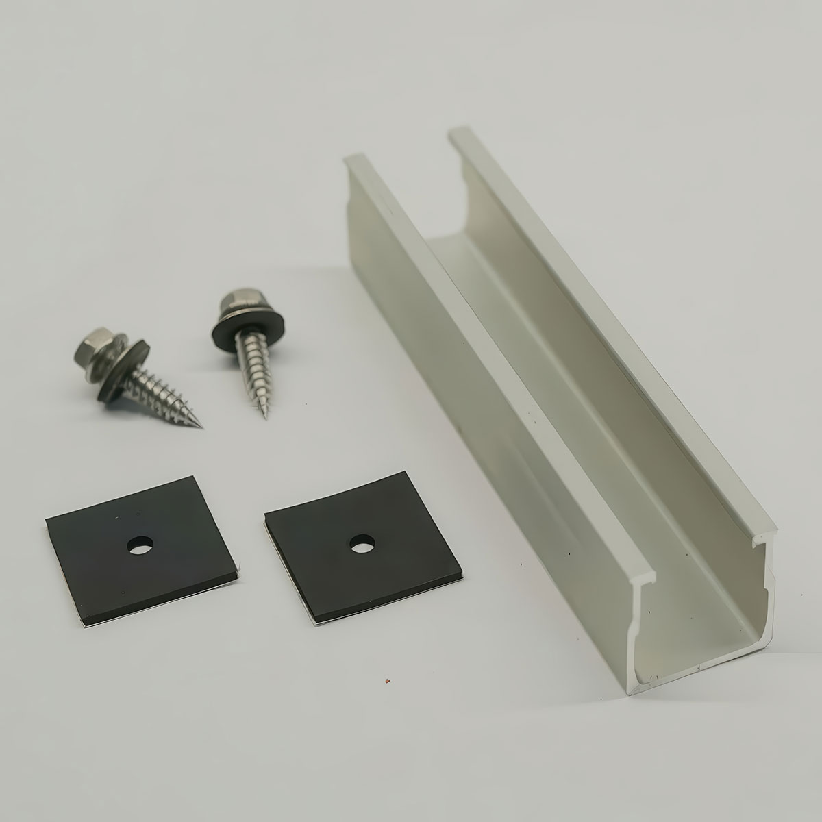 Fastensol 140mm Mini Rail 6 hole (Landscape - Flat Roof Tray, Metal Trap Roof)